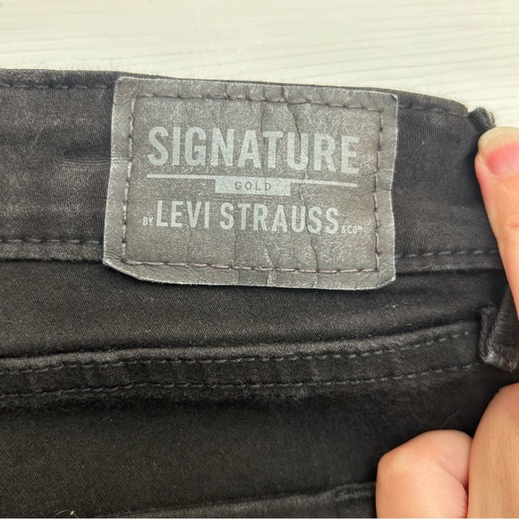 Levi Strauss Signature Dark Jeans - Picture 15 of 15